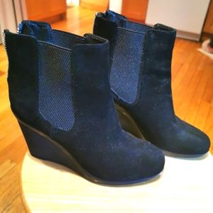 New Aquatalia fine Italian wedge boots